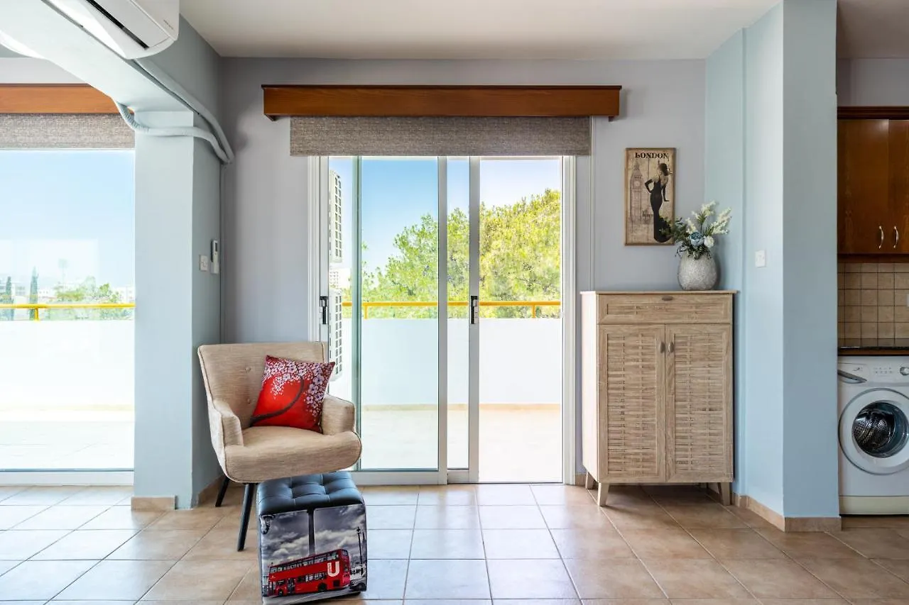 Melograno 3-Br Apt W/ Terrace In Larnaca